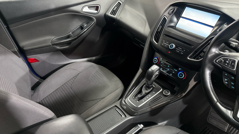 Ford Focus 1.6 125 Titanium 5dr Powershift Petrol Hatchback